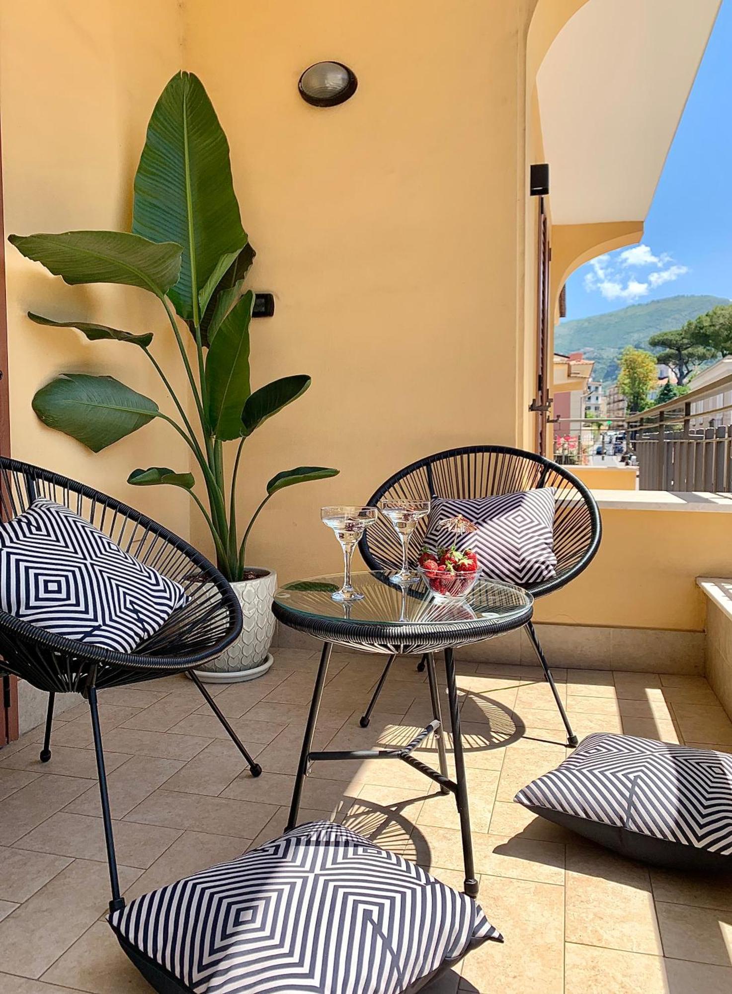 Flat 252 Sorrento Apartments Сант'Аньєлло Екстер'єр фото